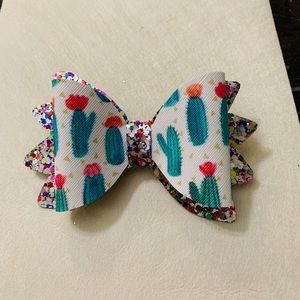 Cactus 🌵 girl hair bow